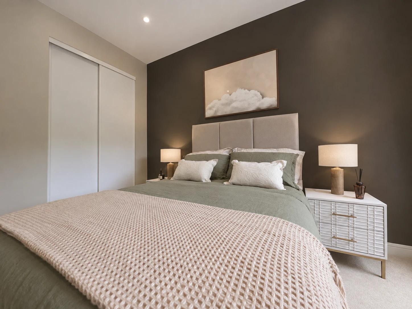 Bedroom and fitted wardrobe at Weavers Yard