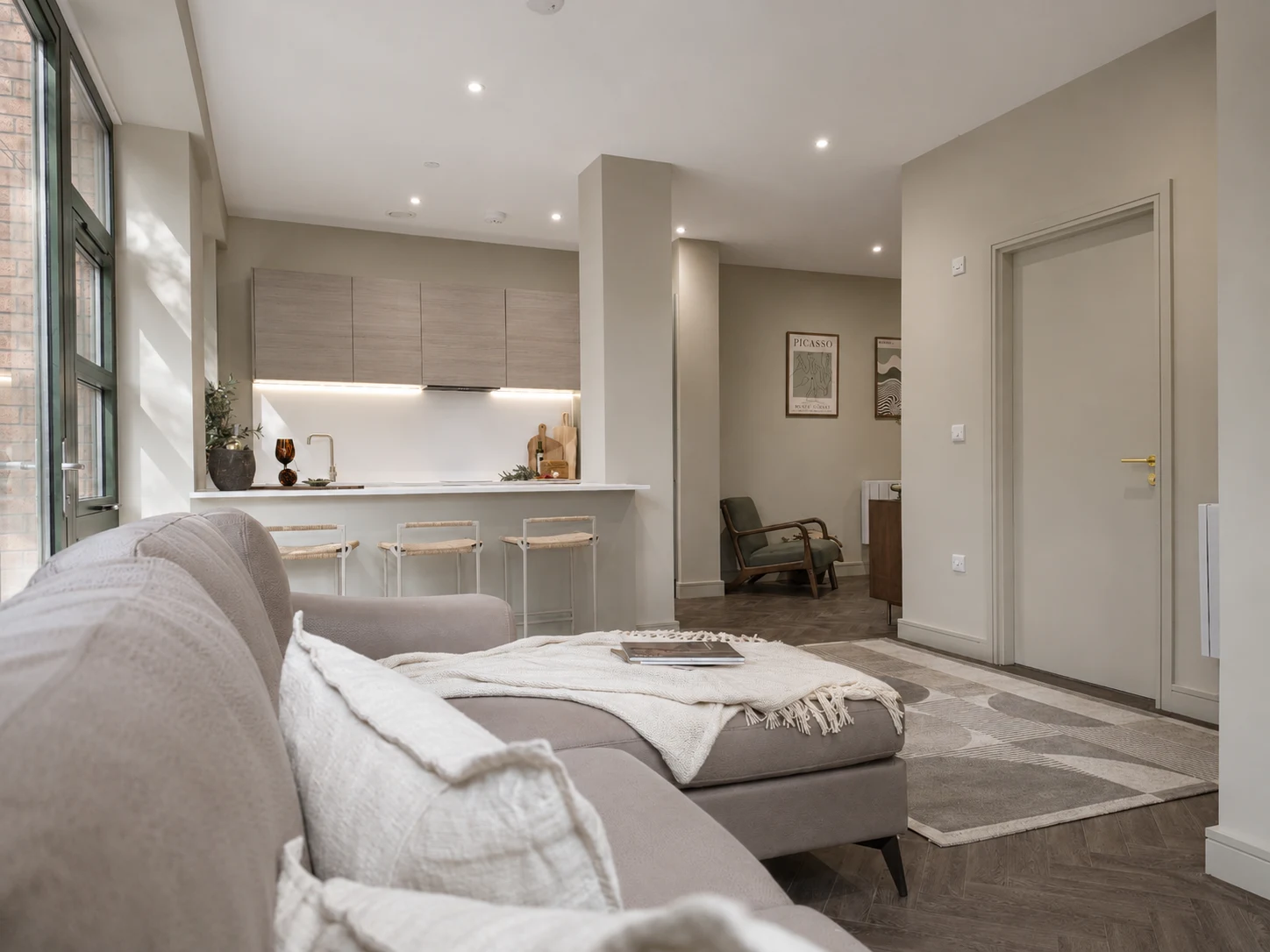 Living room facing the kitchen at Weavers Yard